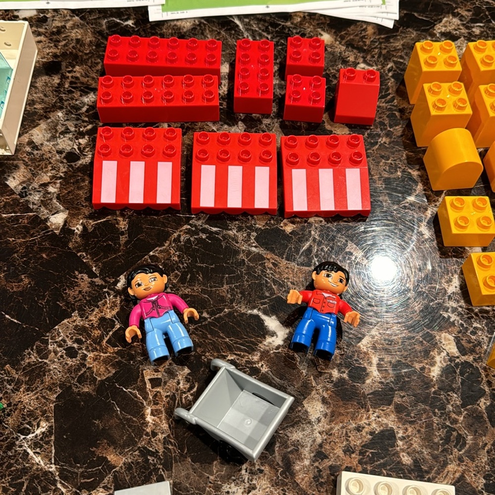 Lego Duplo 63 PC Supermarket #5604 - Picture 10 of 16